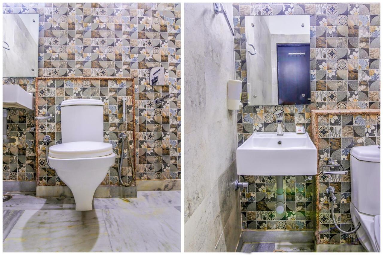 Hotel Oyo 8888 Riga Hs Deluxe Agra  Zewnętrze zdjęcie