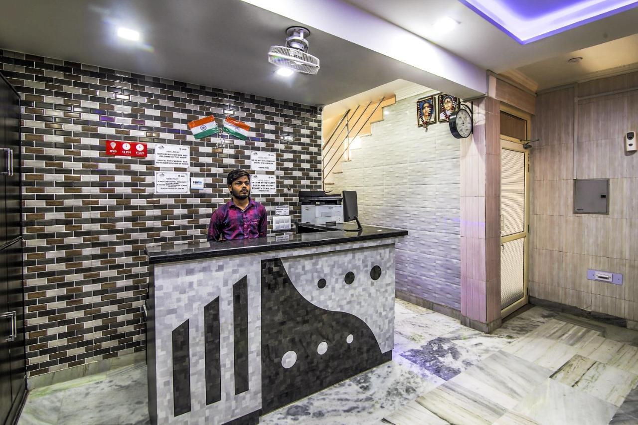 Hotel Oyo 8888 Riga Hs Deluxe Agra  Zewnętrze zdjęcie
